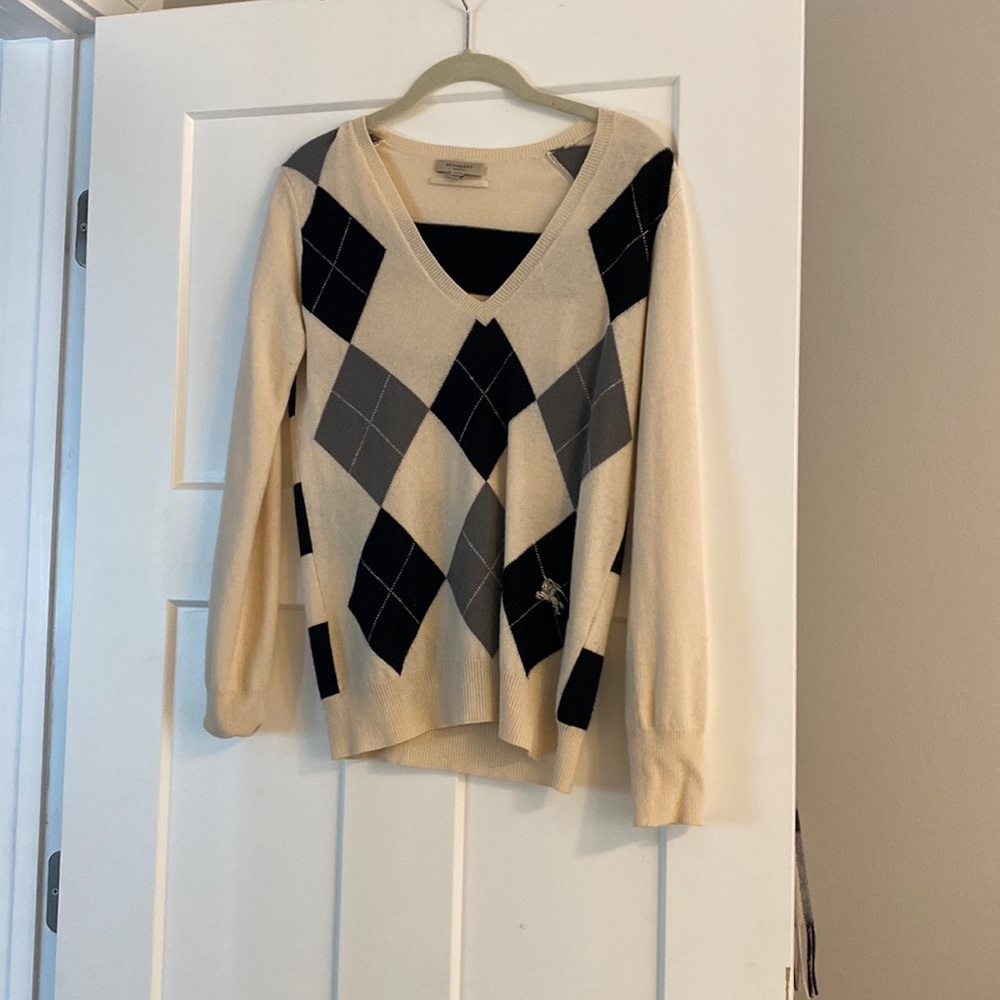 Burberry Cream V-Neck Argyle Sweater with Black and Gray Diamonds